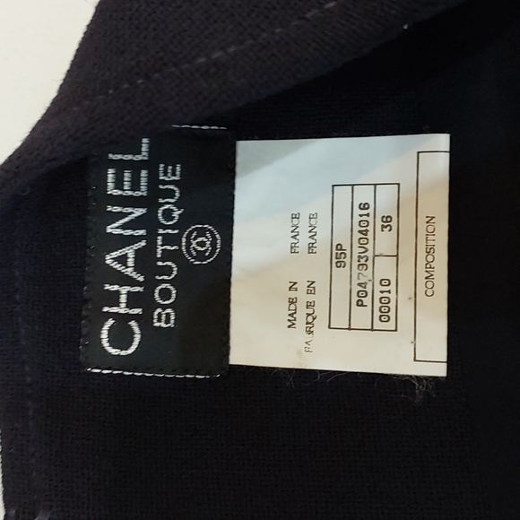 Vintage Chanel skirt - Picture 3 of 10